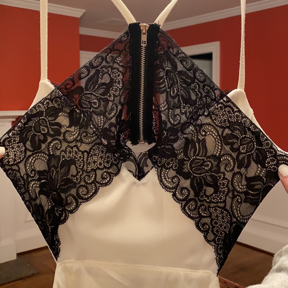 White-black lace body con dress